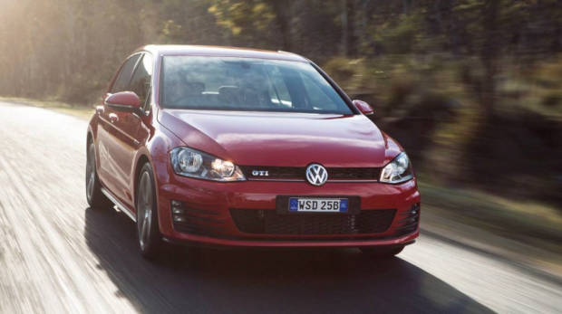 14/Volkswagen/Golf/GTI/Press/F34