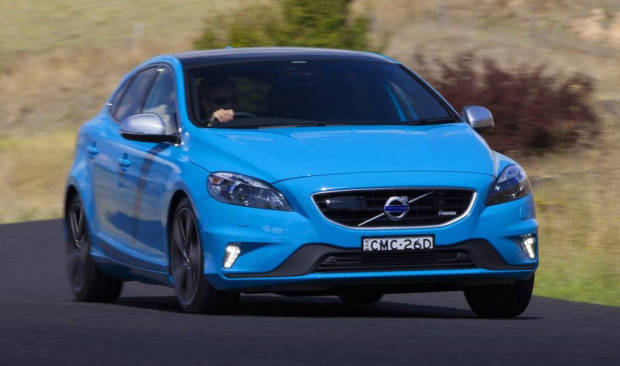 14/Volvo/V40/T5 R Design/Press/F34