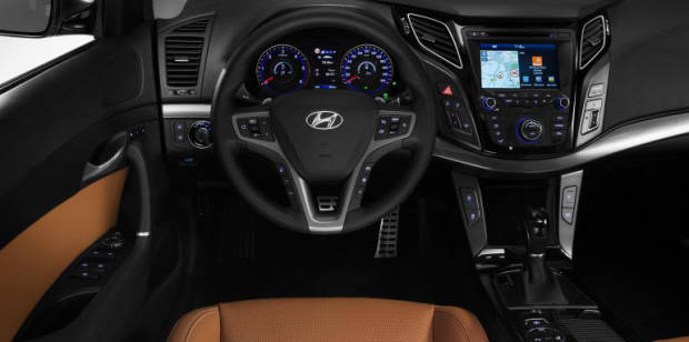 15/Hyundai/i40/Press/Cabin