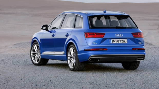 15/Audi/Q7/Press/R34