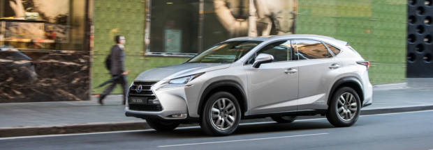 14/Lexus/NX300h/Luxury/207