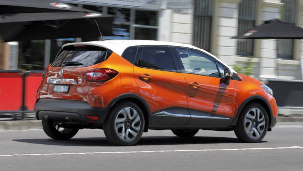 15/Renault/Captur/R34