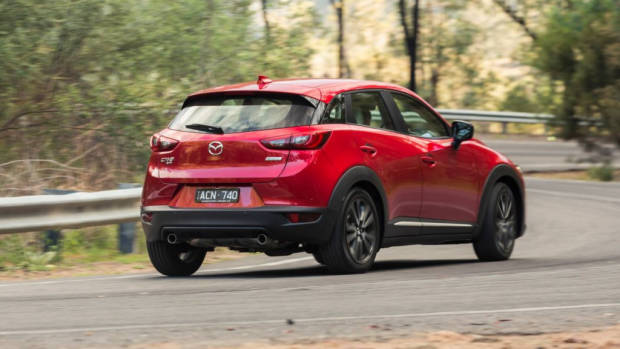 15/Mazda/CX-3/Akari/R34