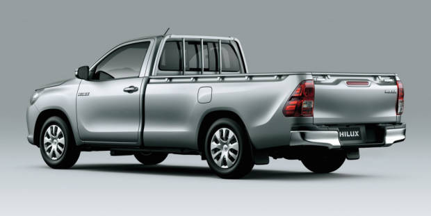 Chasing Cars – Toyota HiLux Ute