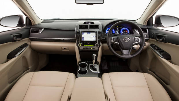 2015 Toyota Camry Atara SL hybrid