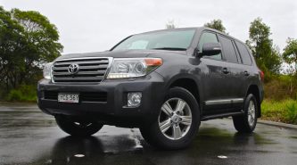 Toyota LandCruiser 200 Review 2015