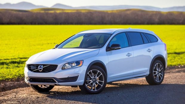 2016 Volvo V60 Cross Country