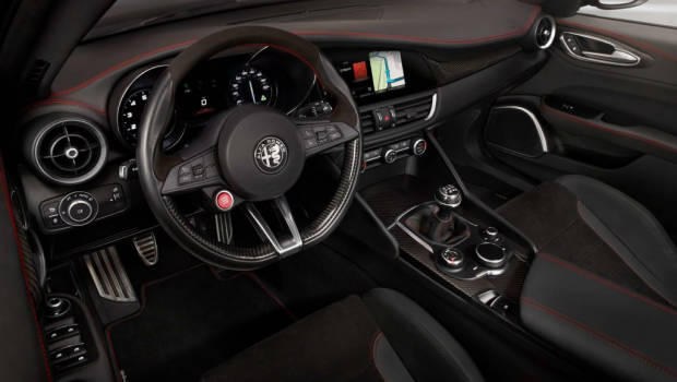2016 Alfa Romeo Giulia QV