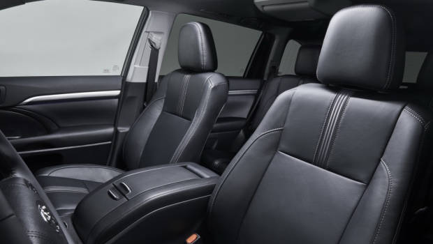 2017 Toyota Kluger Interior