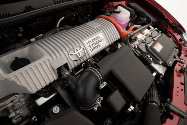 2016 Toyota Corolla Hybrid - Chasing Cars 5