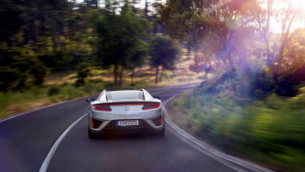 2017 Honda NSX - Chasing Cars