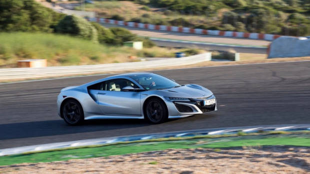 2017 Honda NSX - Chasing Cars