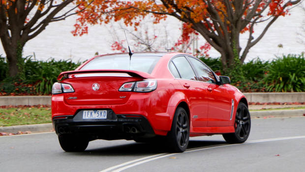 2016 Holden Commodore SS-V Redline Review - Chasing Cars