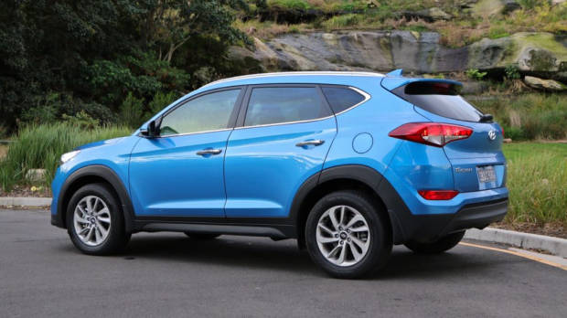 2016 Hyundai Tucson Review - Chasing Cars