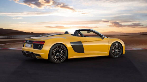 2017 Audi R8 Spyder - Chasing Cars