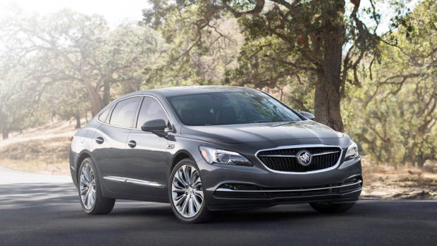 2017 Buick LaCrosse - Chasing Cars