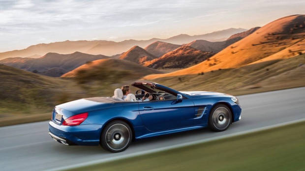 2017 Mercedes SL Price - Chasing Cars