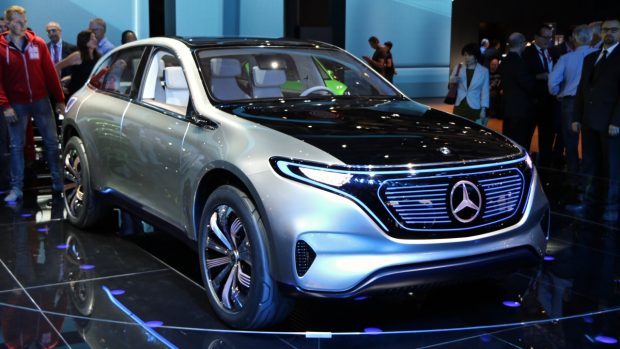 2019 Mercedes-Benz Generation EQ – Chasing Cars