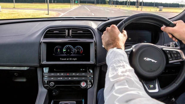Jaguar Autonomous Technology – Chasing Cars
