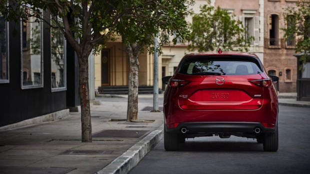 2017 Mazda CX-5 tail – Chasing Cars