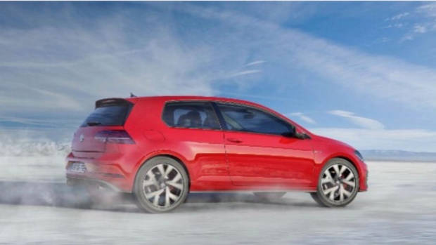 2017 Volkswagen Golf three door 7.5