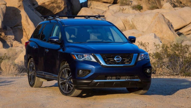 2017 Nissan Pathfinder Australia – Chasing Cars