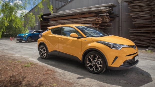 2017 Toyota C-HR Koba yellow – Chasing Cars