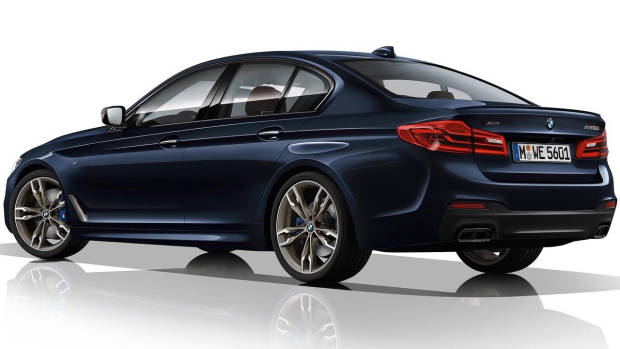 2017 BMW 5 Series M-Sport blue rear