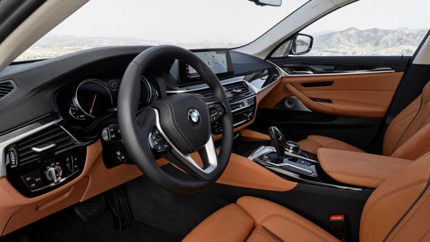 2017 BMW 5 Series interior