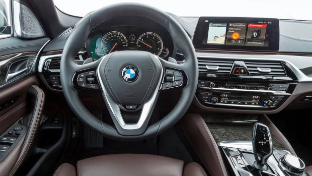 2017 BMW 5 Series interior