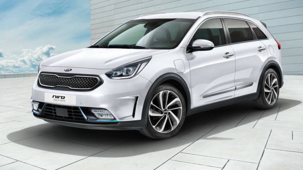 2017 Kia Niro plug-in white front