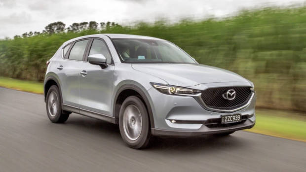 2017 Mazda CX-5 Touring Sonic Silver Front End