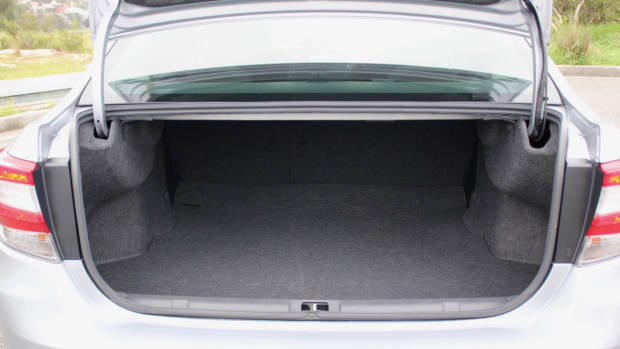 2017 Subaru Impreza 2.0i-L sedan bootspace