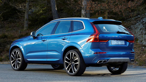 2017 Volvo XC60 blue rear