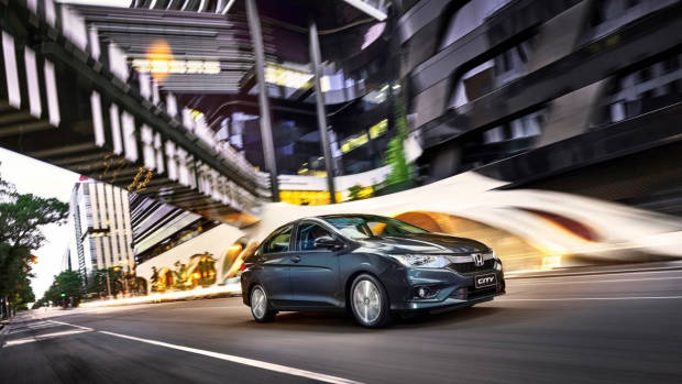 2017 Honda City blue front