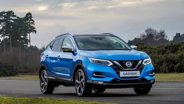 2018 Nissan Qashqai blue front side