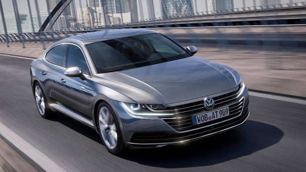 2018 Volkswagen Areton grey front