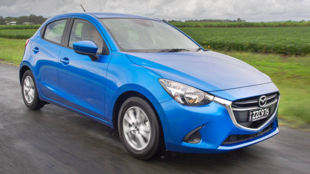 2017 Mazda2 Maxx hatch blue front