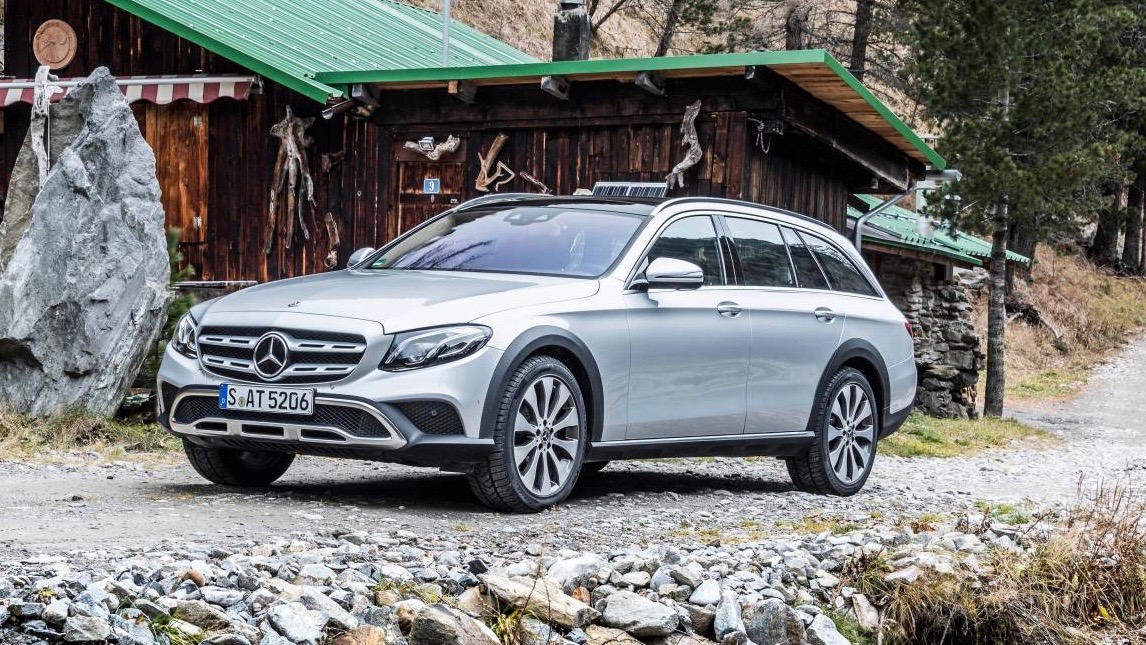 2017 Mercedes-Benz E220d All Terrain silver front