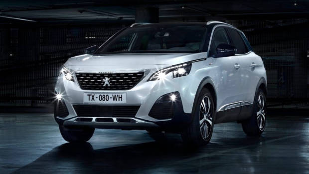 2017 Peugeot 3008 GT white front