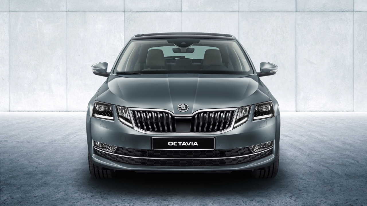 2017 Skoda Octavia grey front
