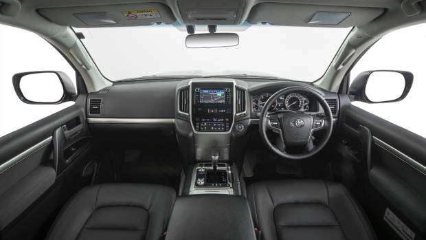 2017 Toyota Land Cruiser Altitude interior