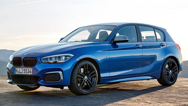 2017 BMW M140i blue front
