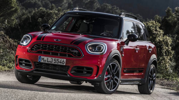 2017 John Cooper Works Countryman red front