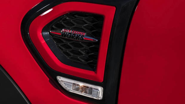 2017 John Cooper Works Countryman side vent