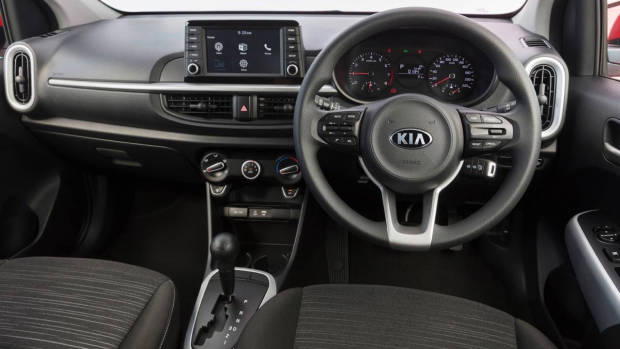 2017 Kia Picanto dashboard