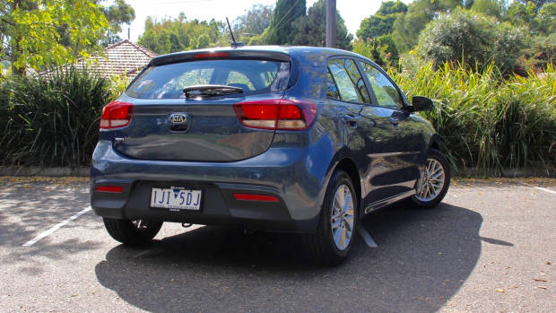 2017 Kia Rio Si rear