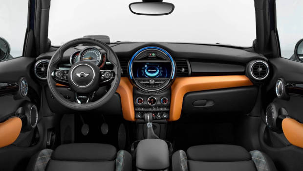 2017 MINI Seven edition interior