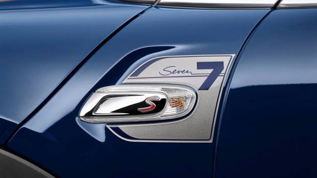 2017 MINI Seven edition side scuttle