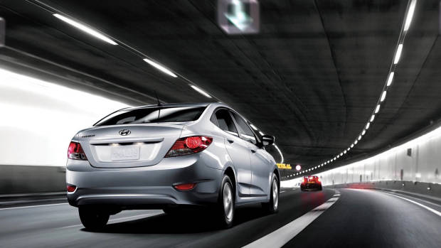 2017 Hyundai Accent silver rear